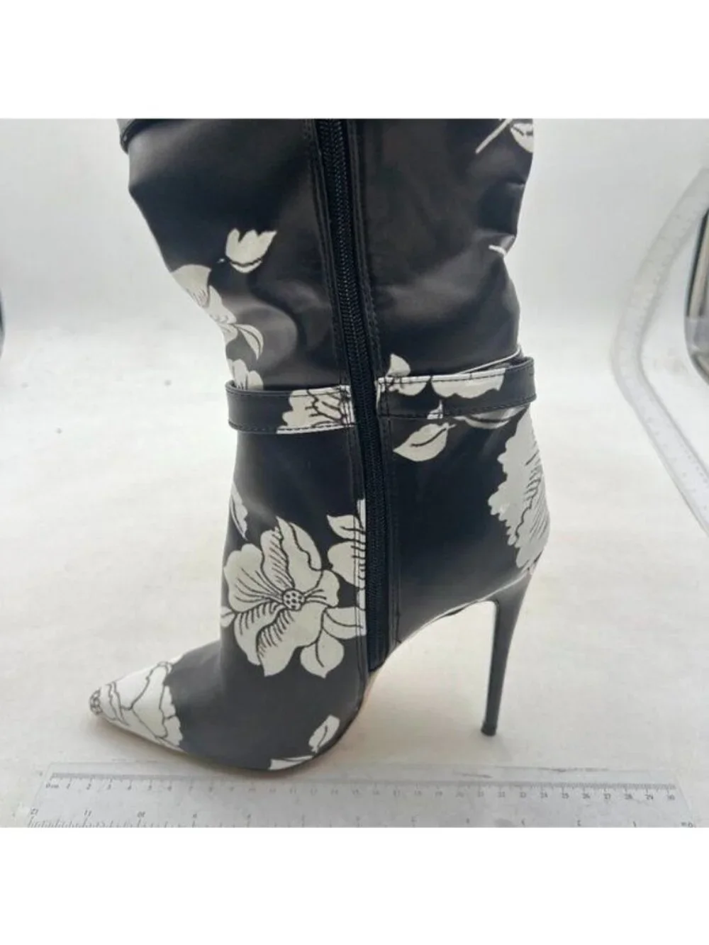 XYD Women Stiletto High Heel Over The Knee Boots Pointed Toe Buckled Strappy